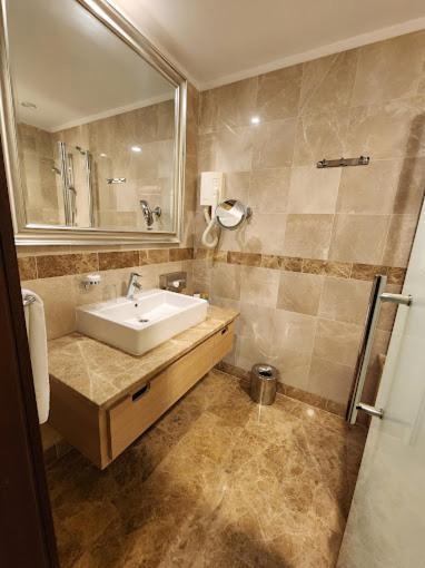 Hotel El Aurassi Isly Екстер'єр фото